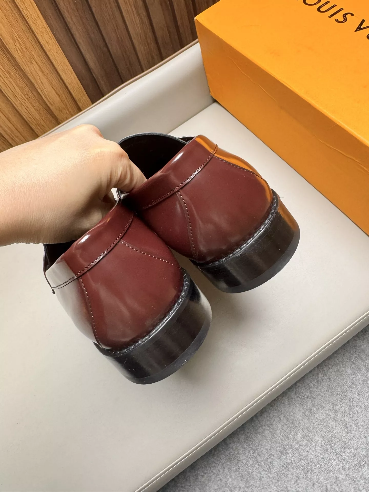루이비통 클래식 비즈니스 페니 슈즈 상세 이미지 5