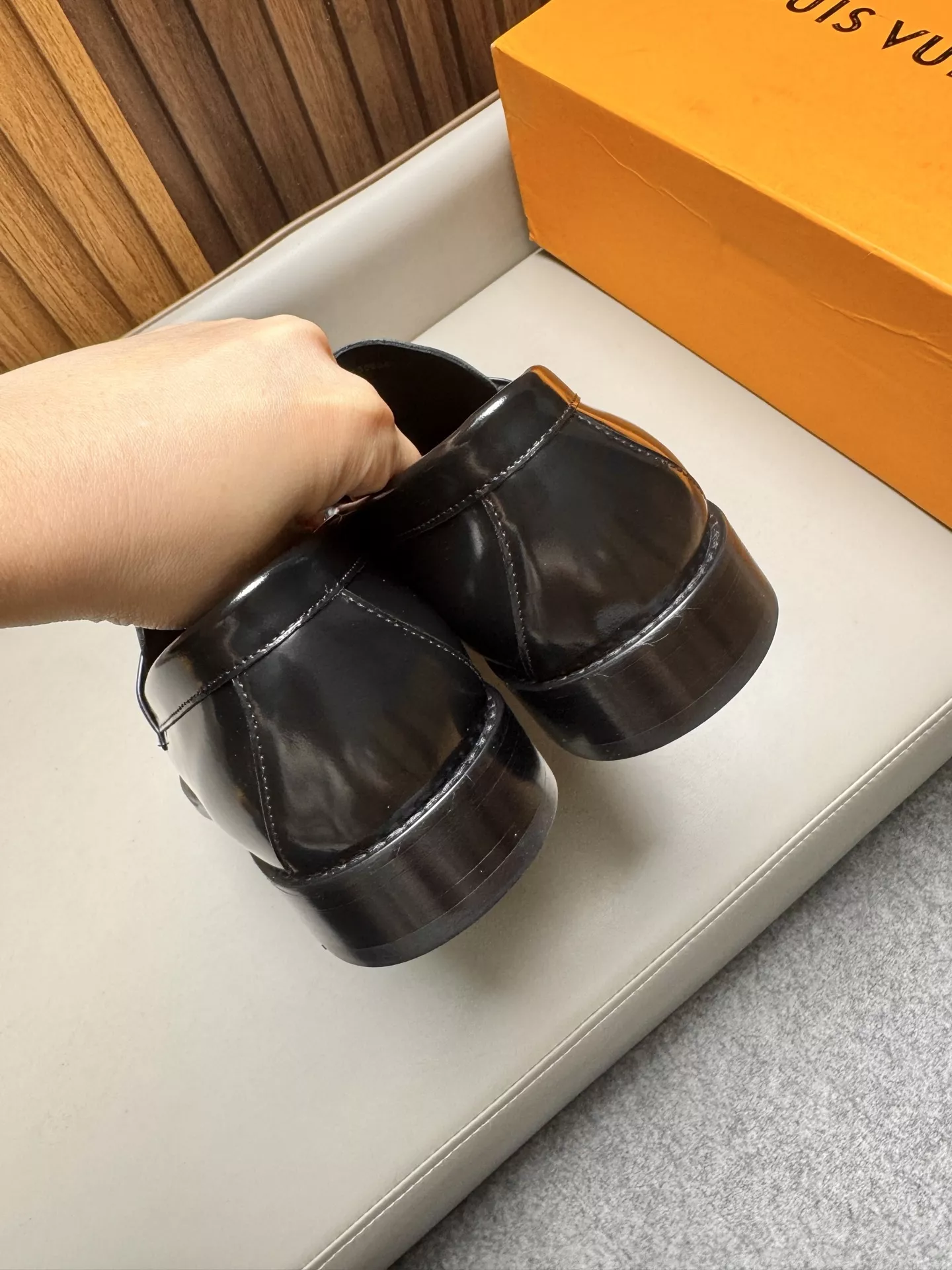 루이비통 클래식 비즈니스 가죽 슈즈 상세 이미지 5