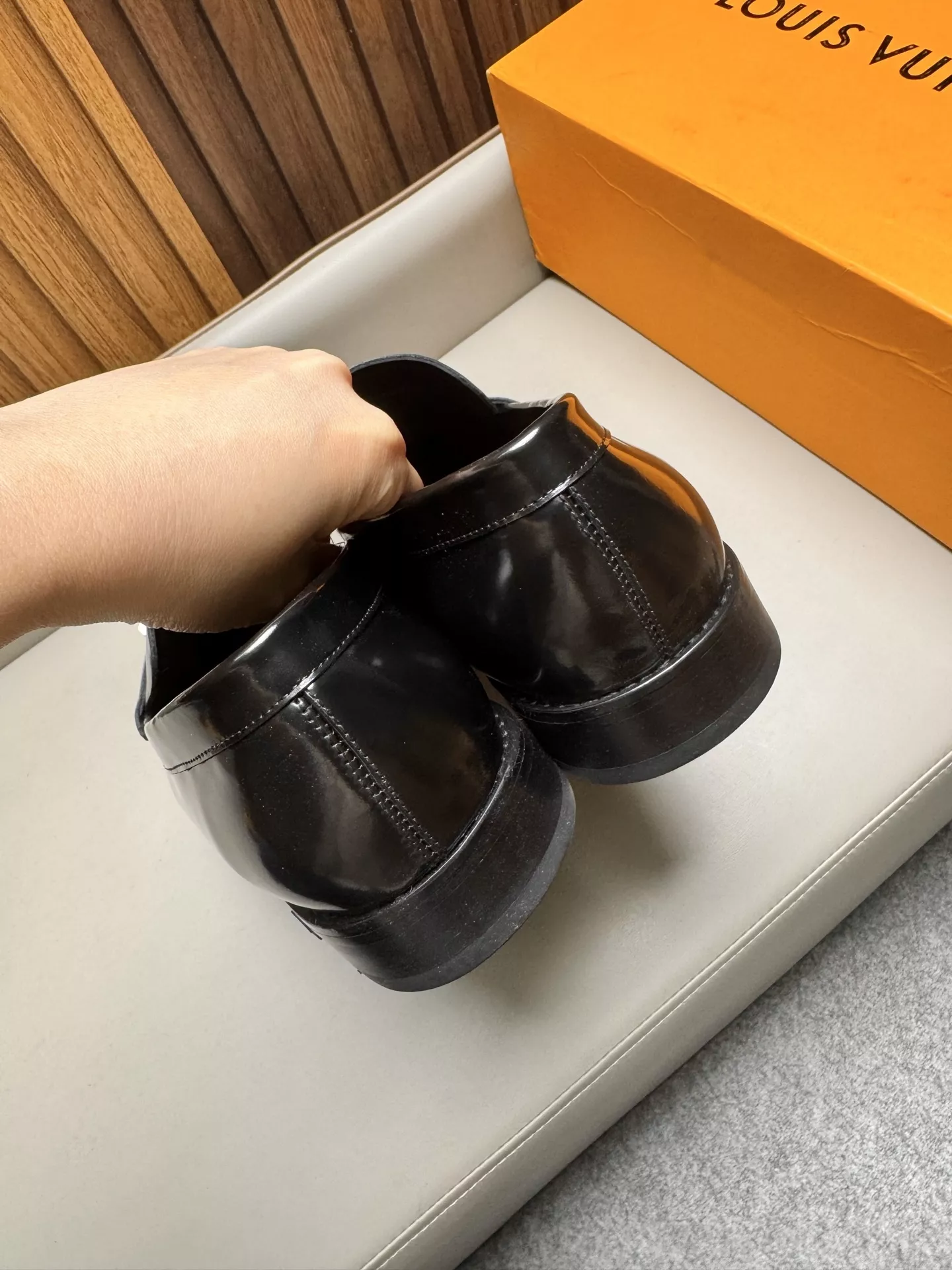 루이비통 비즈니스 가죽 구두 상세 이미지 5