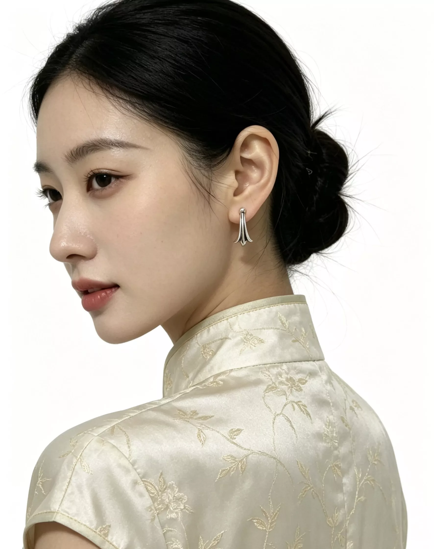 크롬하츠 멀티 크로스 포인트 이어링 상세 이미지 8