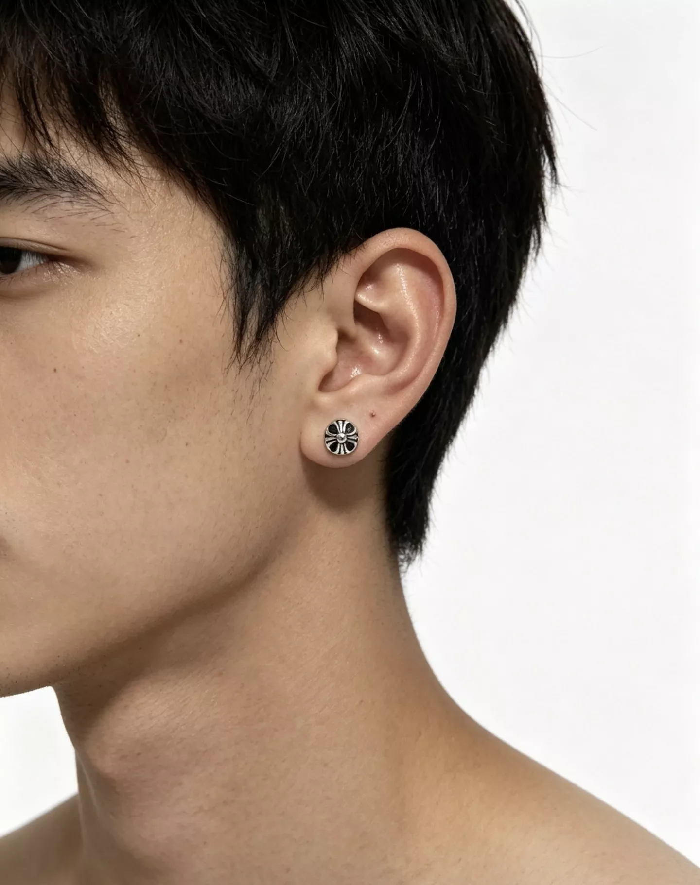크롬하츠 입체 크로스 모티프 이어링 상세 이미지 7