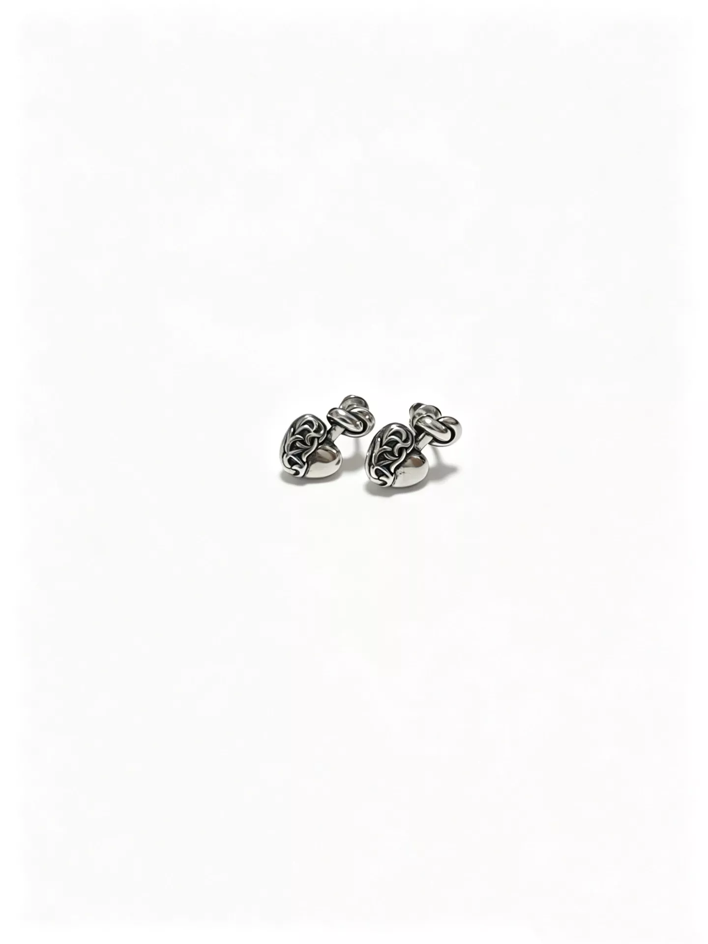 크롬하츠 십자가 모티브 이어 액세서리 상세 이미지 6