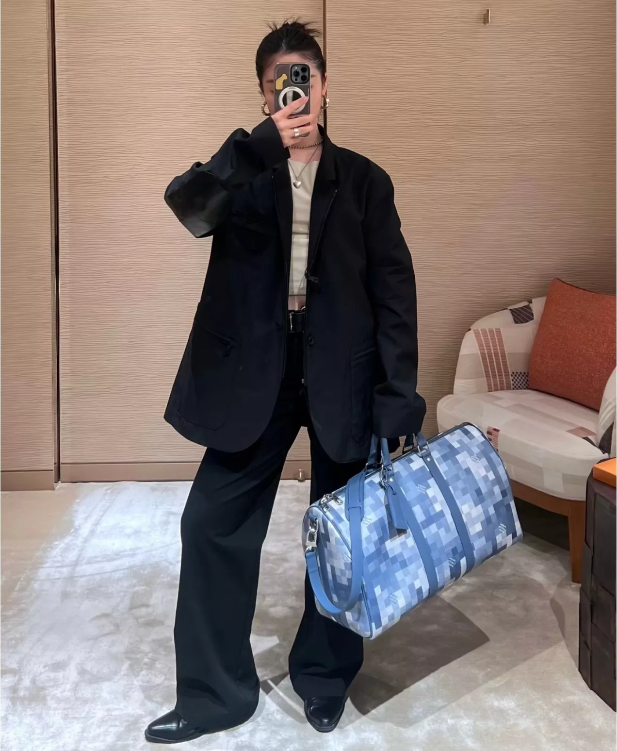 루이비통 픽셀 카무플라주 패턴 여행가방 상세 이미지 20