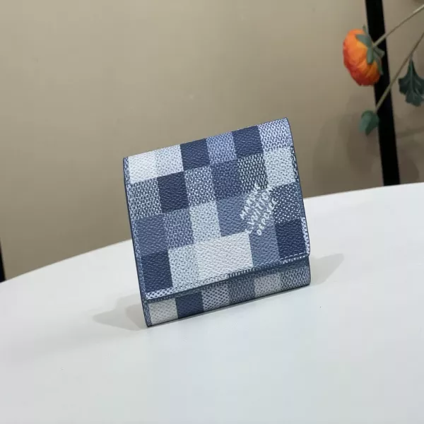 루이비통 다미에 픽셀 패턴 명함 수납 지갑