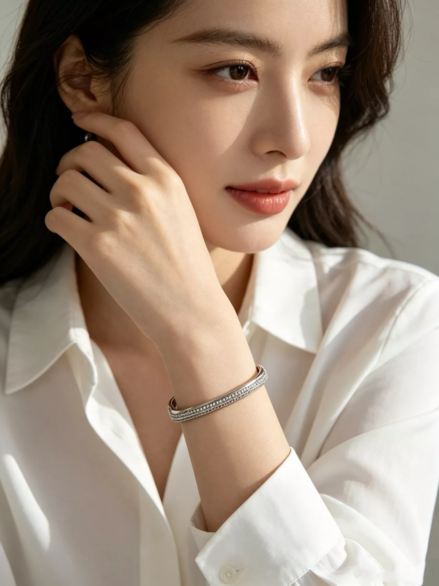 까르띠에 클래식 링 모티브 뱅글 상세 이미지 7
