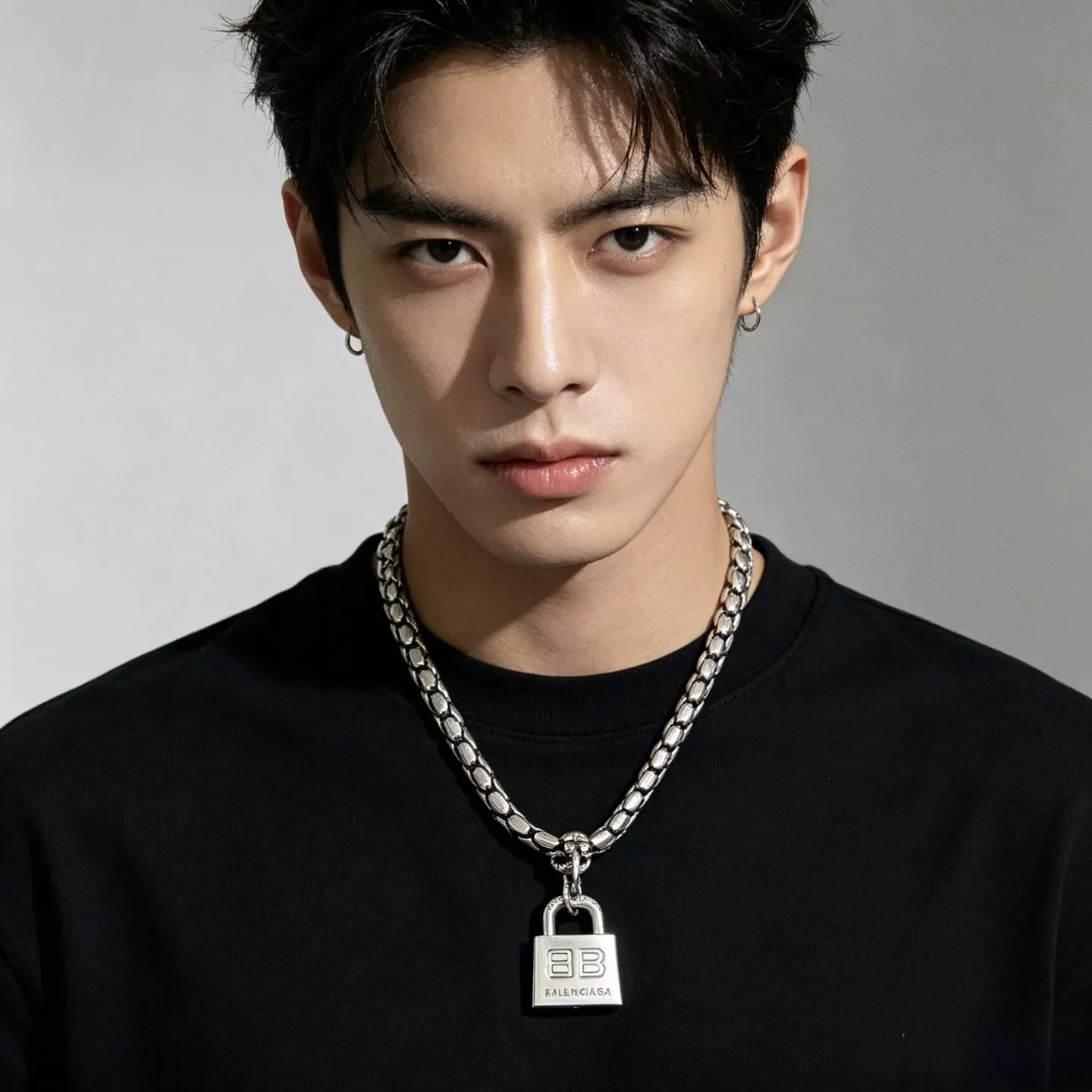 발렌시아가 빈티지 무드 체인 액세서리 상세 이미지 3