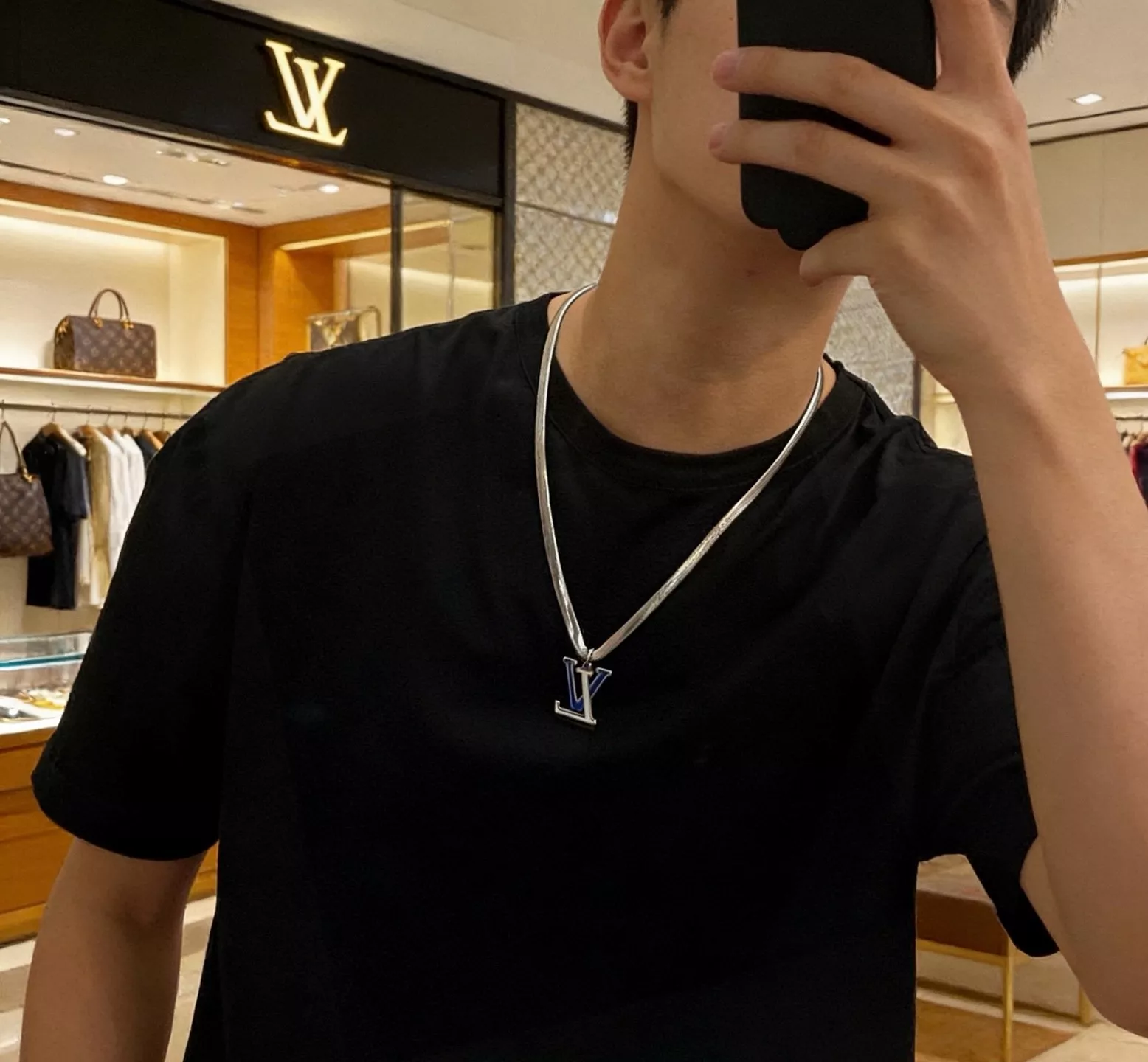 루이비통 빈티지 무드 체인 액세서리 상세 이미지 3