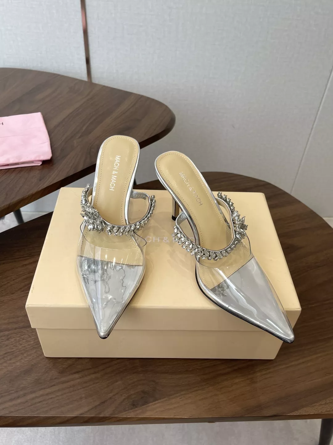 마크앤마크 크리스탈 체인 포인트 뮬 힐 상세 이미지 3