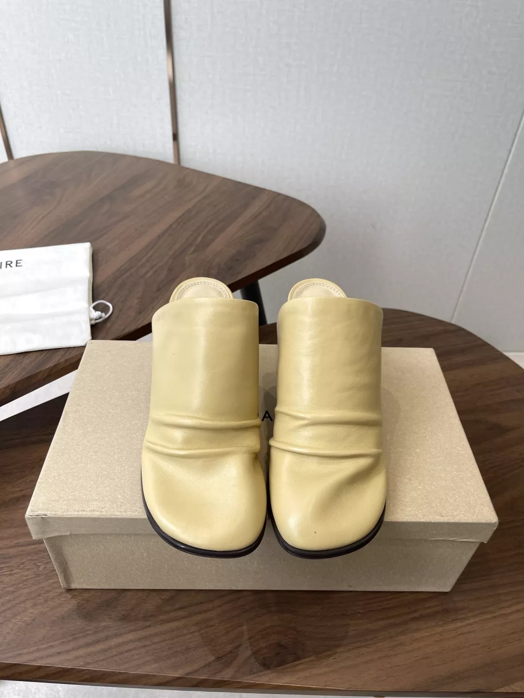 르메르 양가죽 메리제인 하이힐 뮬 상세 이미지 1