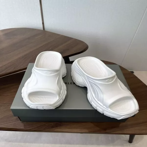 발렌시아가 볼륨 솔 비치 슬라이드