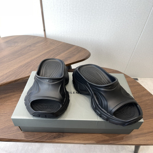 발렌시아가 두꺼운 플랫폼 비치 슬라이드