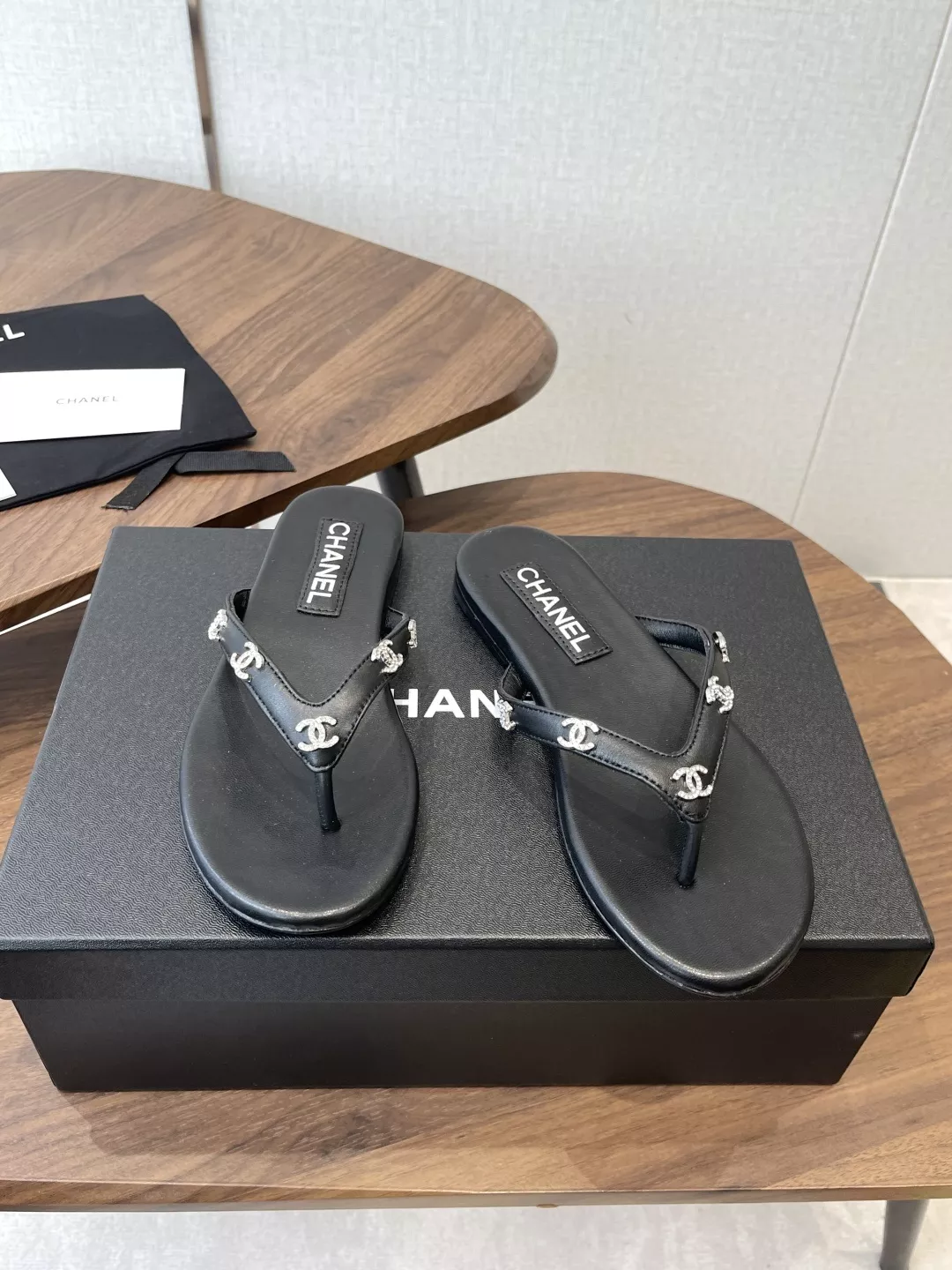 샤넬 더블씨 장식 플립플랍 상세 이미지 4