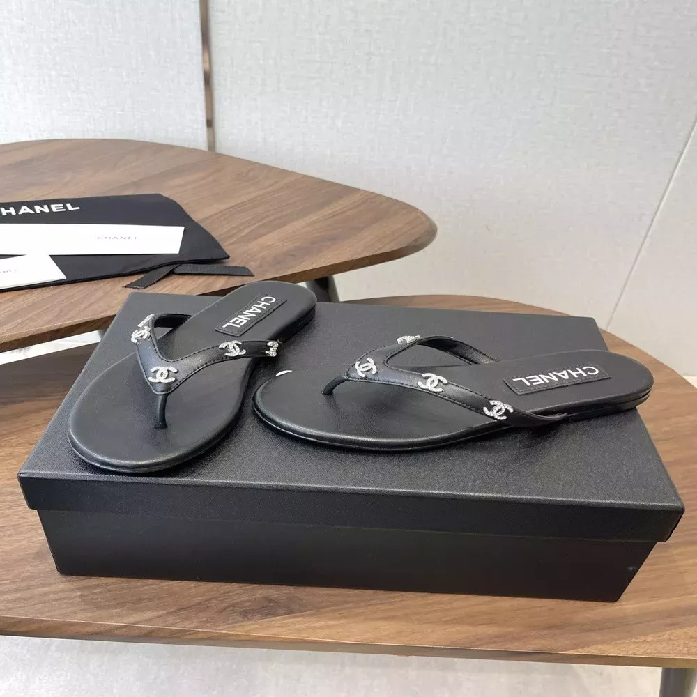 샤넬 더블씨 장식 플립플랍