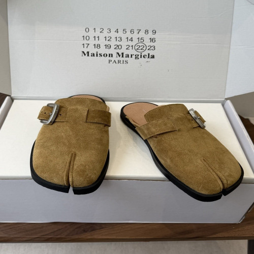 메종마르지엘라 스웨이드 버클 타비 반슬리퍼