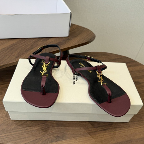 입생로랑 YSL 버클 스트랩 샌들