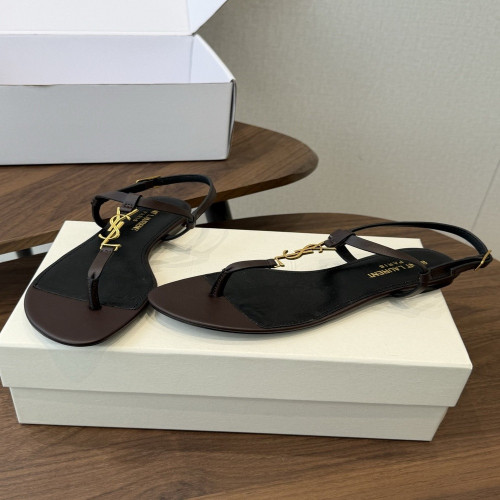 입생로랑 YSL 버클 스트랩 샌들