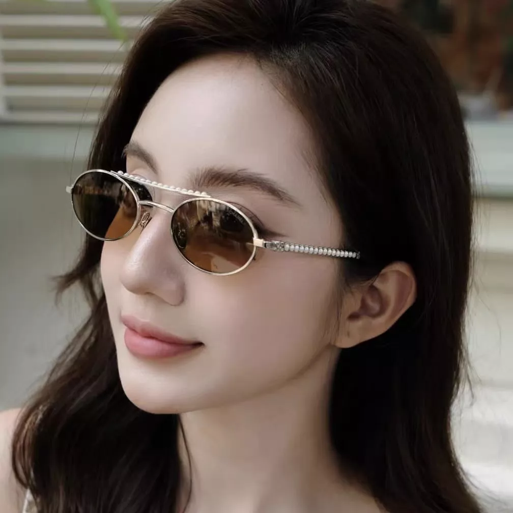샤넬 프렌치 무드 진주 장식 선글라스 상세 이미지 109
