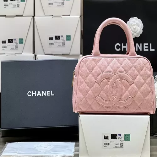 샤넬 빈티지 무드 볼링 스타일 핸드백