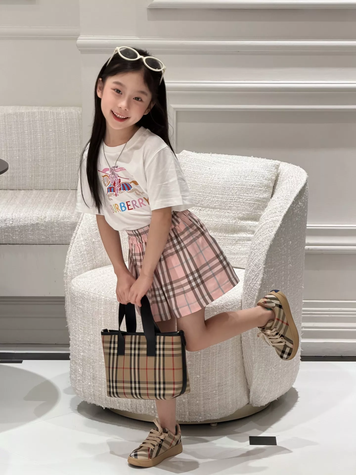 버버리 체크 포인트 프린트 아동 세트 상세 이미지 1