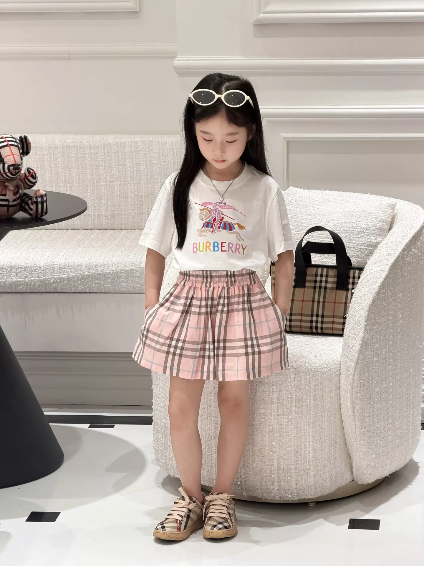 버버리 체크 포인트 프린트 아동 세트 상세 이미지 3