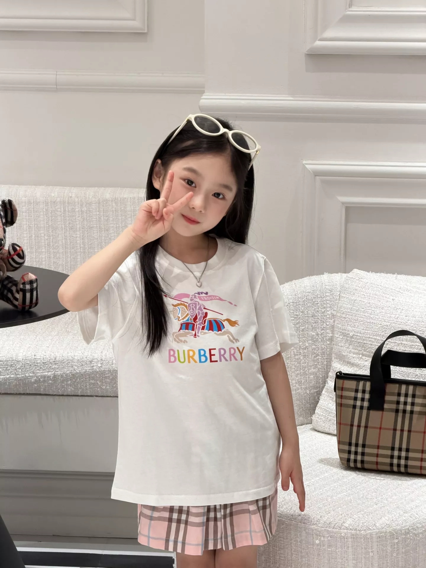 버버리 체크 포인트 프린트 아동 세트 상세 이미지 4