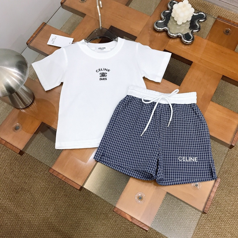 셀린느 자수 반팔 상의와 체크 쇼츠 세트