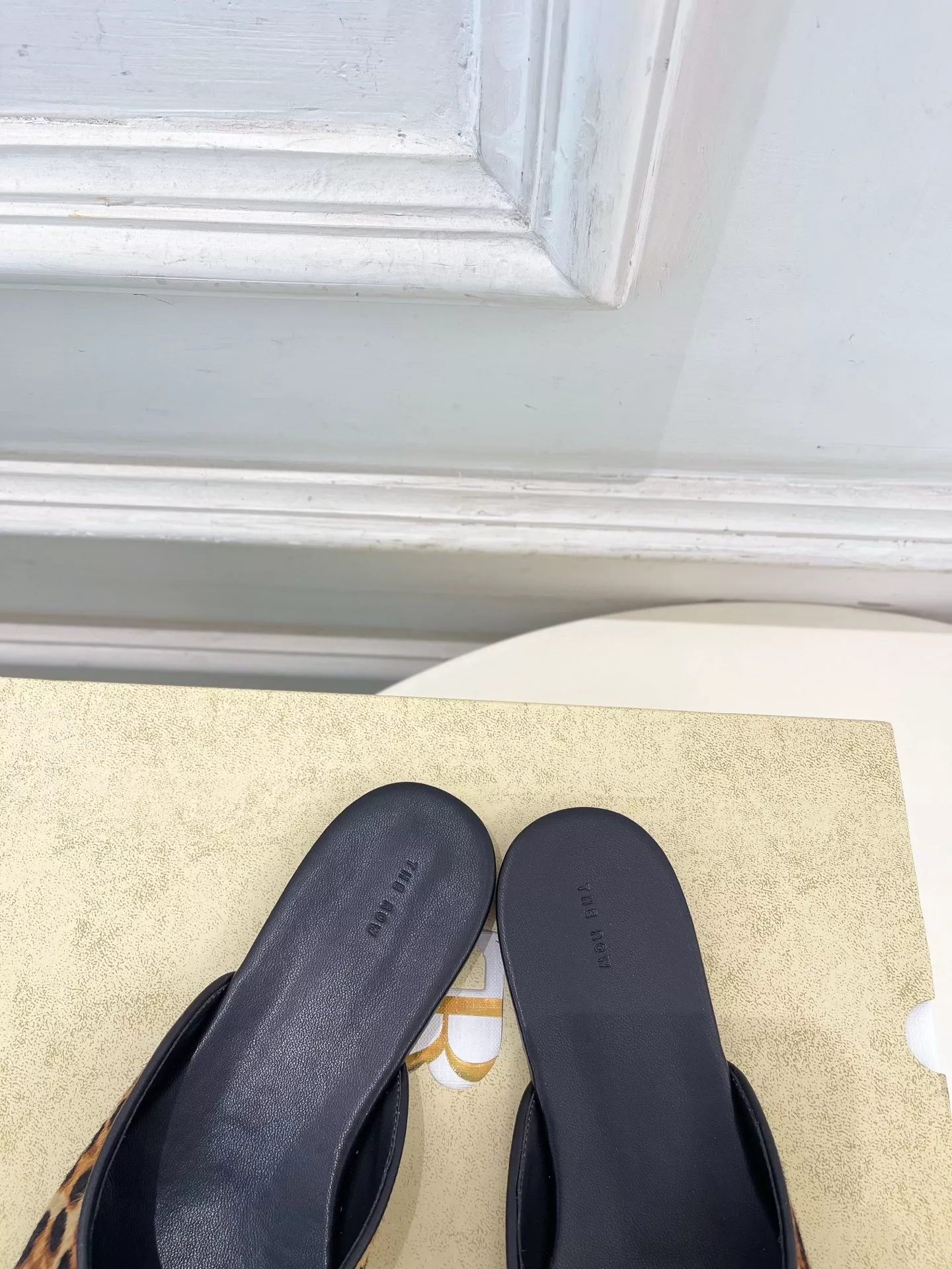 더로우 레오파드 패턴 플랫 반슬리퍼 상세 이미지 7