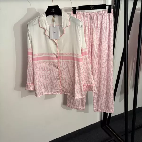 디올 로고 패턴 포인트 홈웨어 상하의