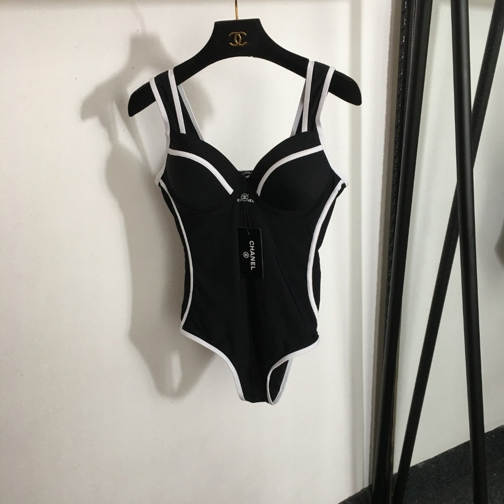 샤넬 로고 포인트 배색 트림 수영복