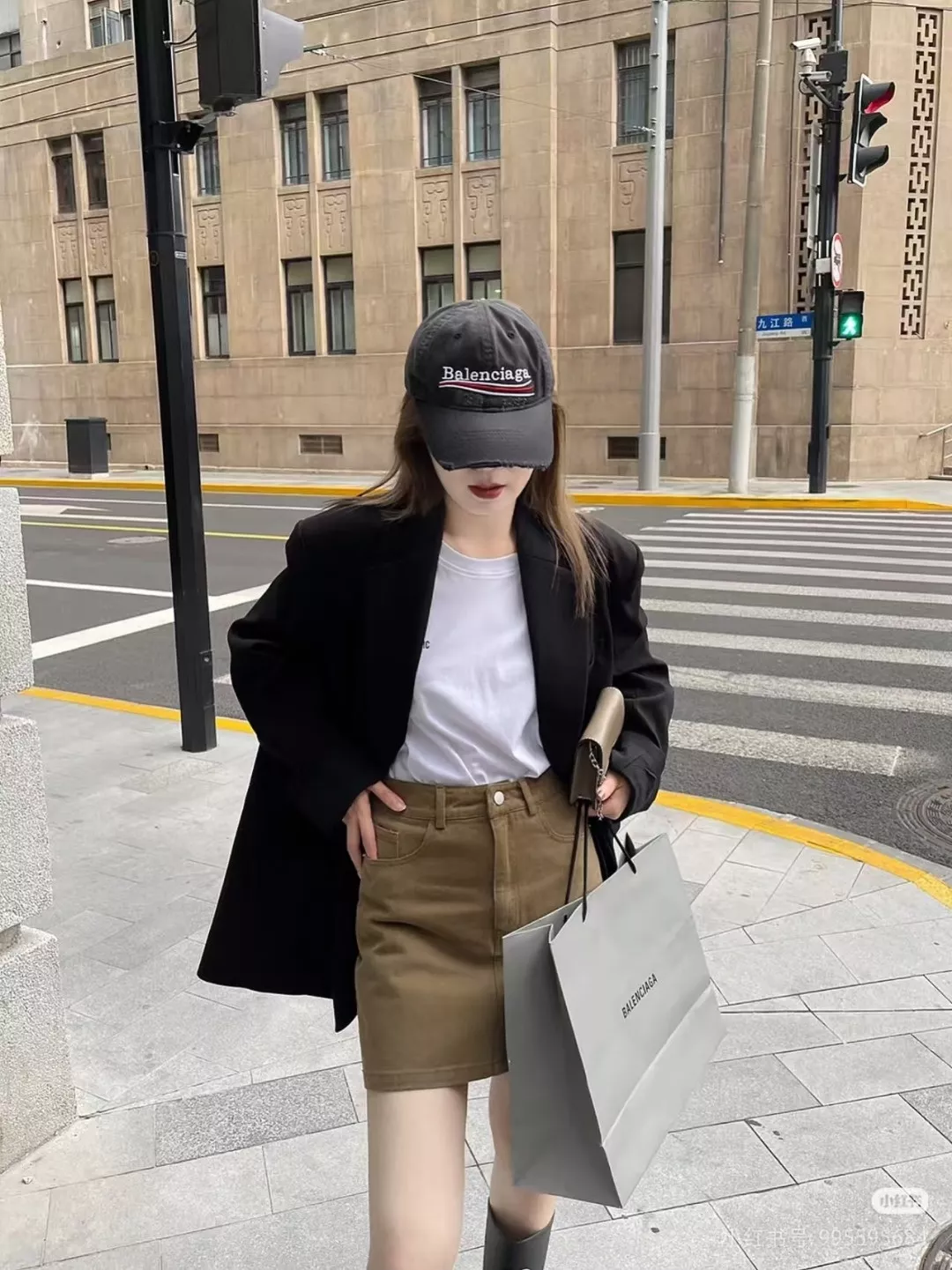 발렌시아가 워싱 디스트로이드 자수 캡 상세 이미지 17