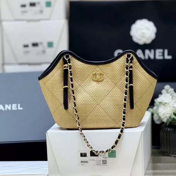 샤넬 라탄 무드 체인 핸들 백