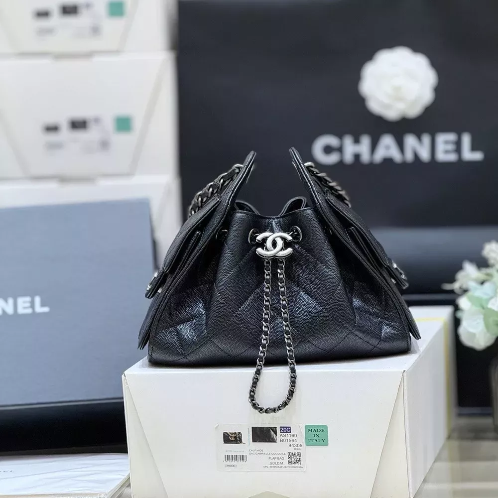샤넬 퀼팅 체인 플랩 포인트 백
