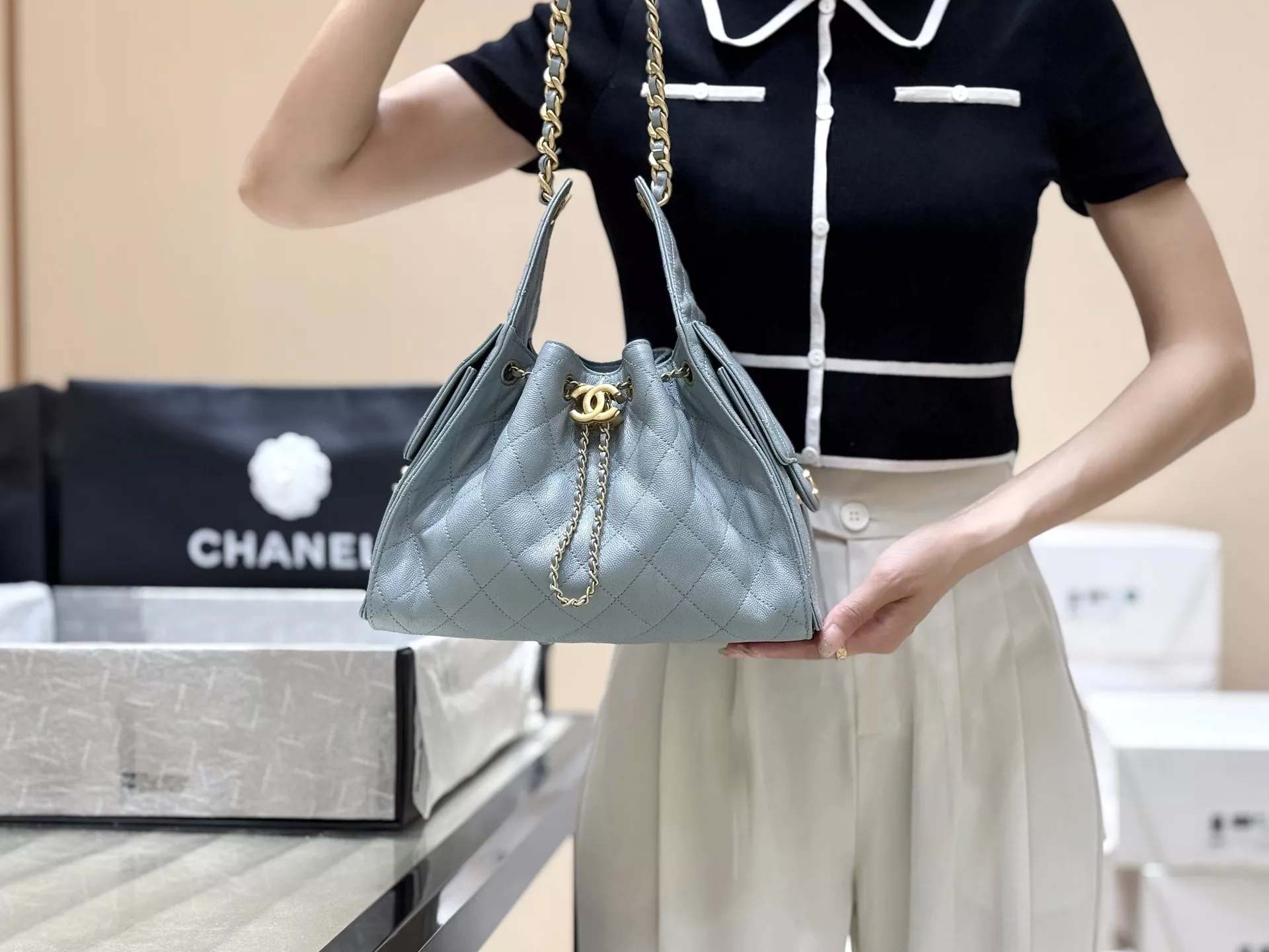 샤넬 퀼팅 체인백 상세 이미지 23