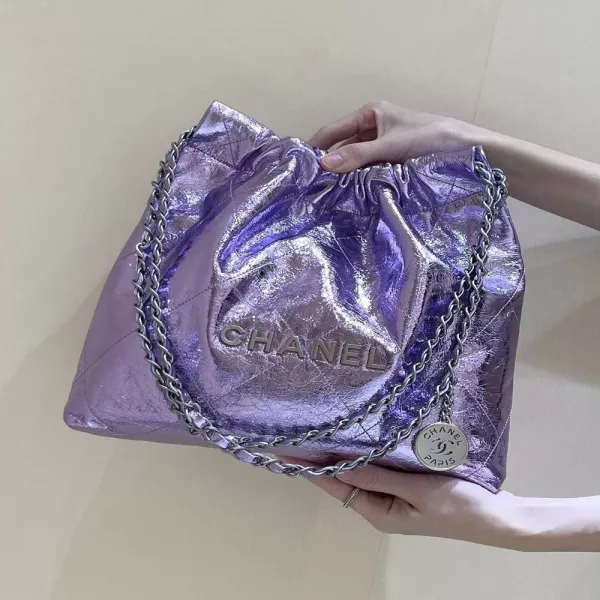 샤넬 메탈릭 가죽 체인 백