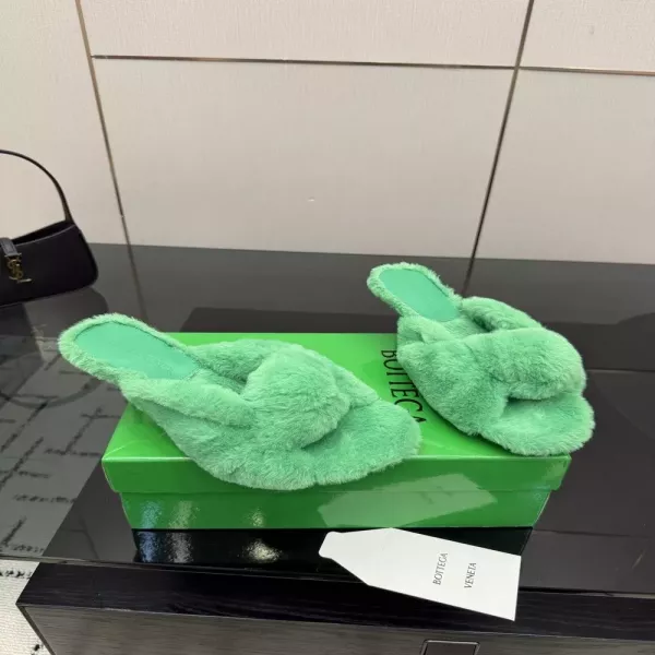 보테가베네타 인트레치아토 디테일 슬라이드
