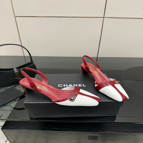 샤넬 더블씨 버튼 장식 슬링백 샌들