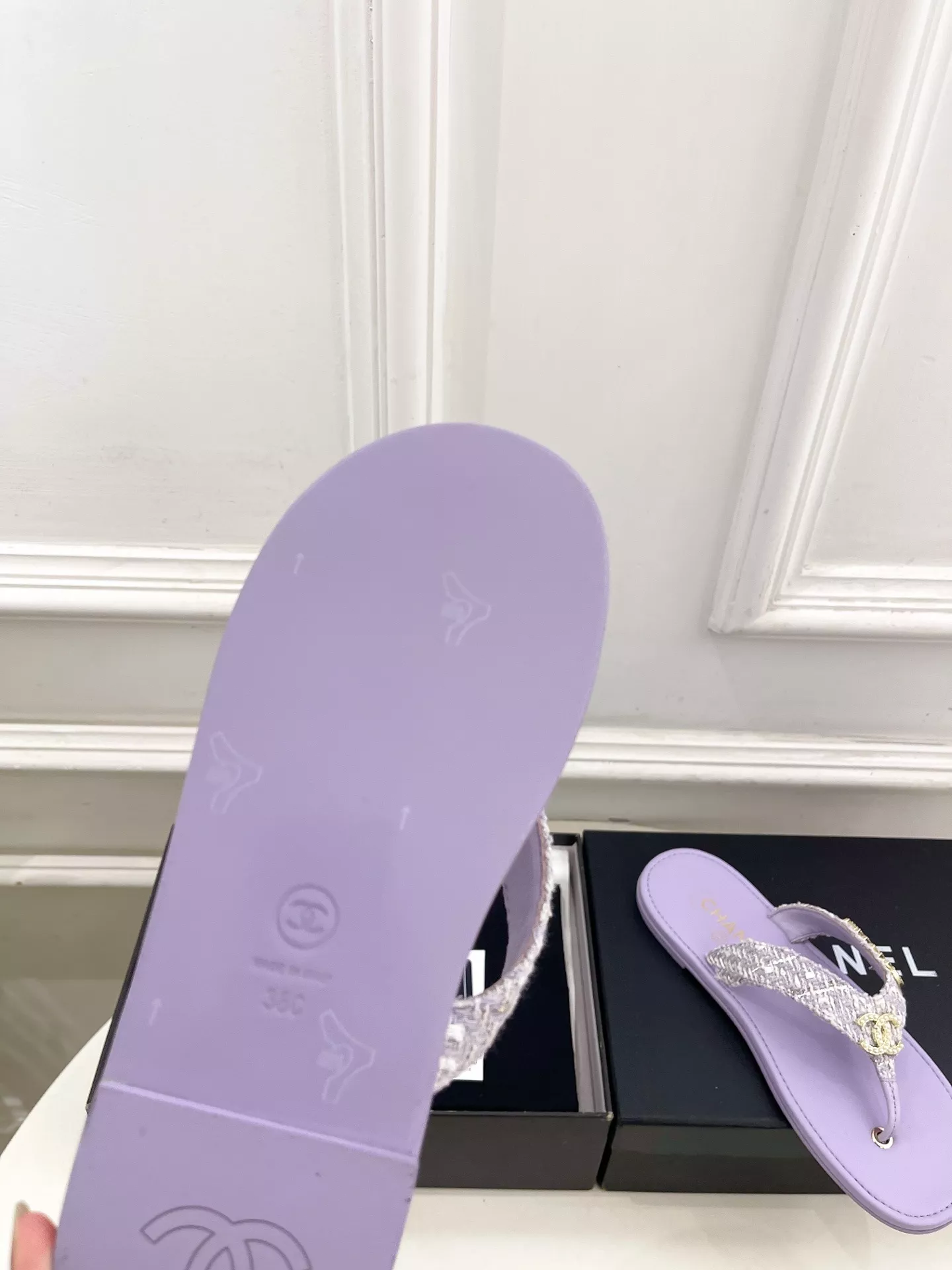 샤넬 더블씨 크리스탈 레터 플립플랍 상세 이미지 9