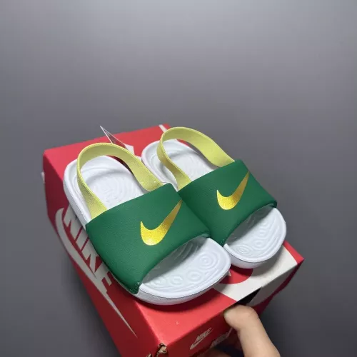 나이키 아동 스트랩 샌들