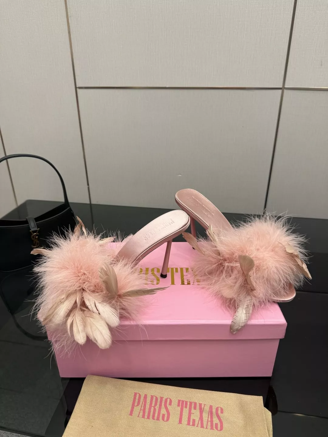 파리스텍사스 퍼 장식 포인티드 하이힐 뮬 상세 이미지 4