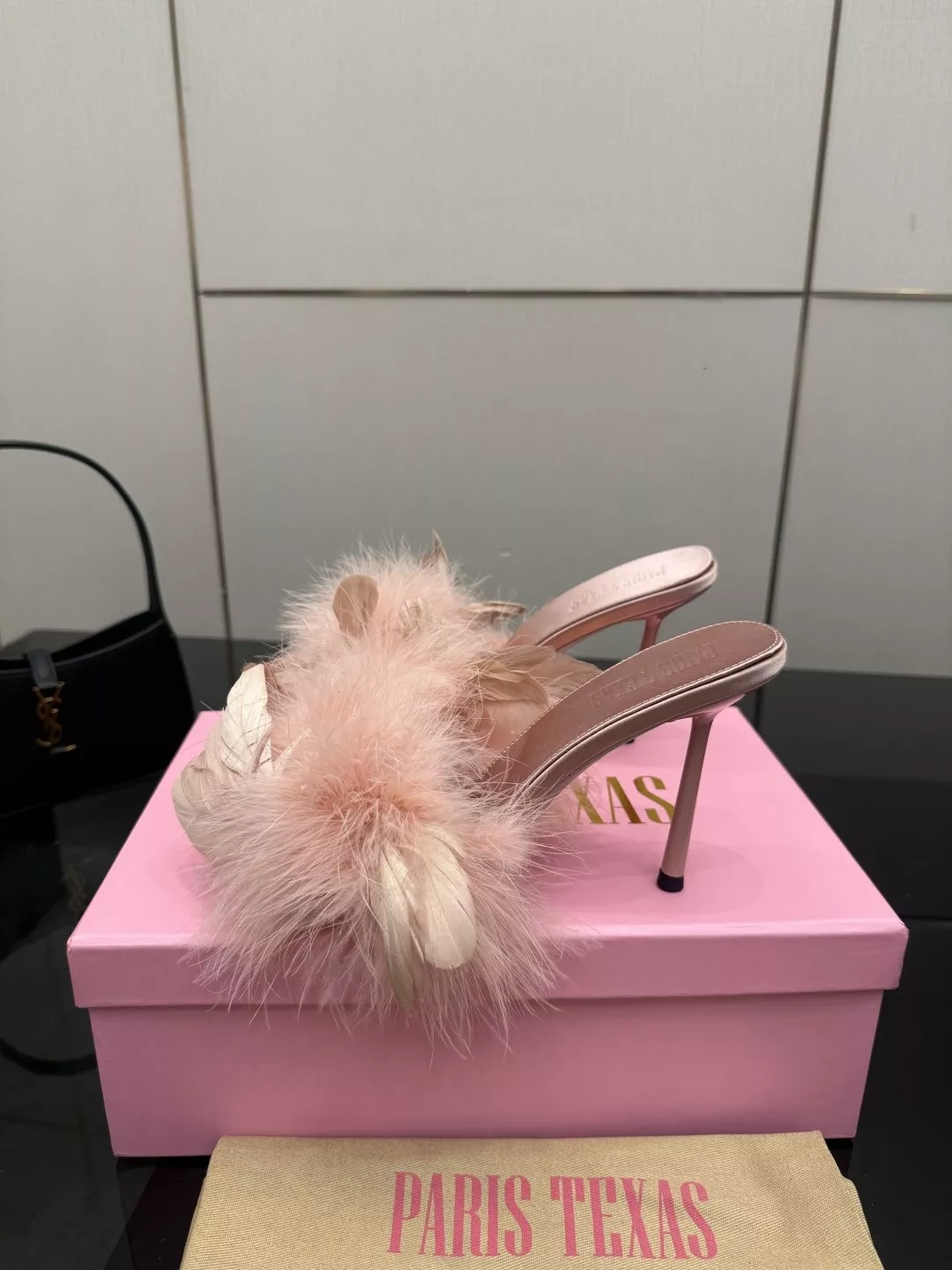 파리스텍사스 퍼 장식 포인티드 하이힐 뮬 상세 이미지 2