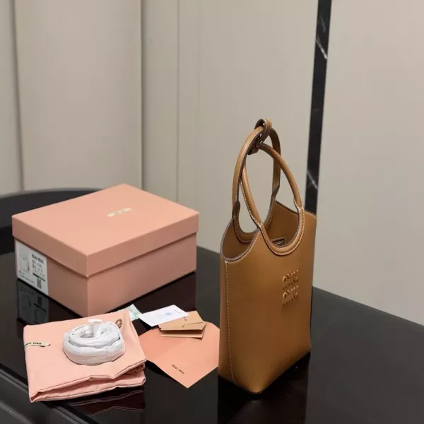 미우미우 아이비 리미티드 탑핸들 백