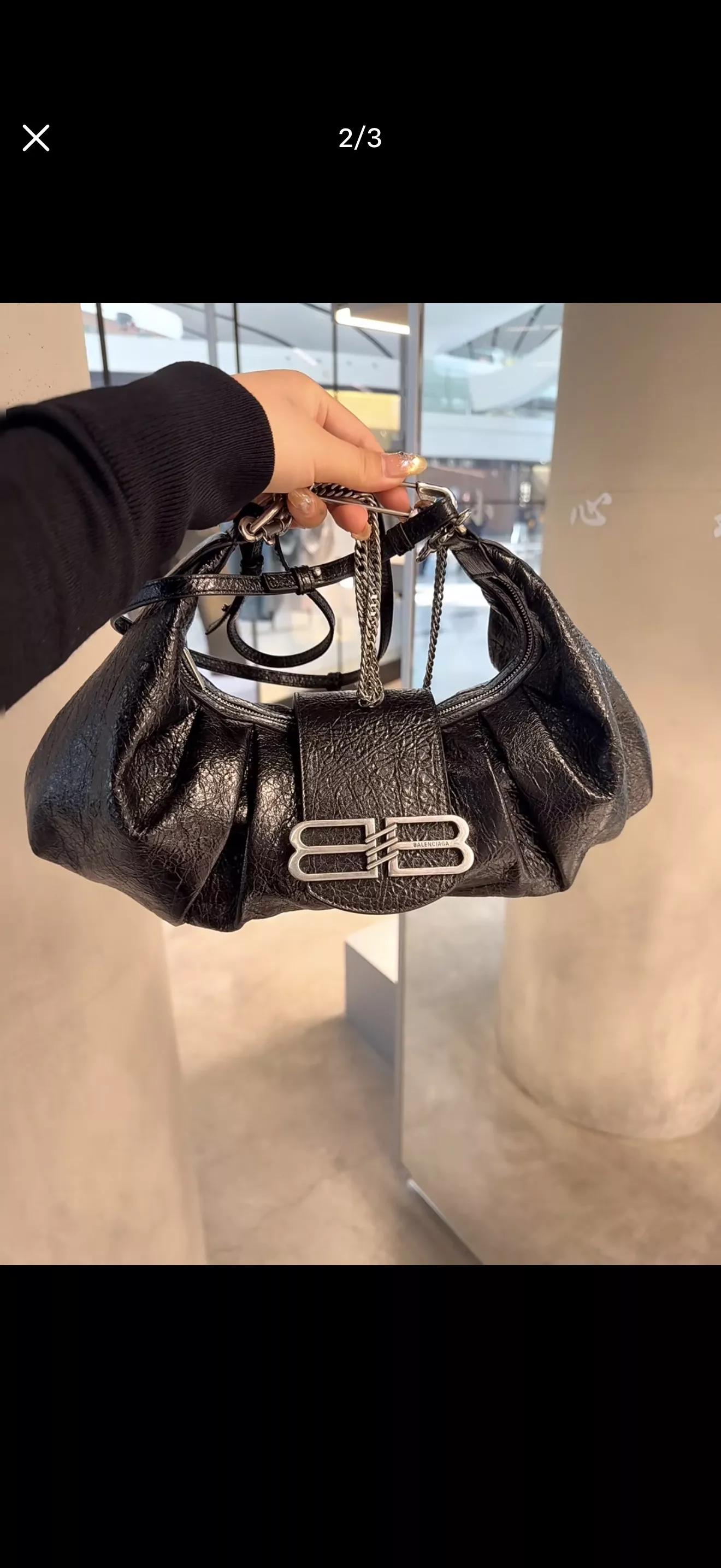 발렌시아가 핀 디테일 핸들백 상세 이미지 18
