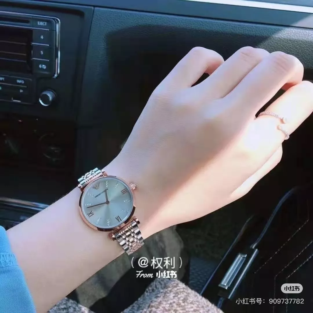 아르마니 로맨틱 무드의 메탈 손목시계 상세 이미지 13