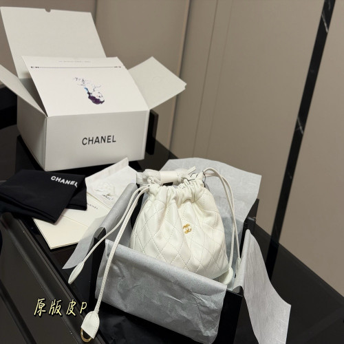 샤넬 퀼팅 드로스트링 복조리 백