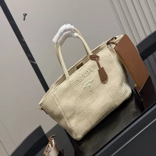 프라다 우븐 질감 데일리 캐리 백