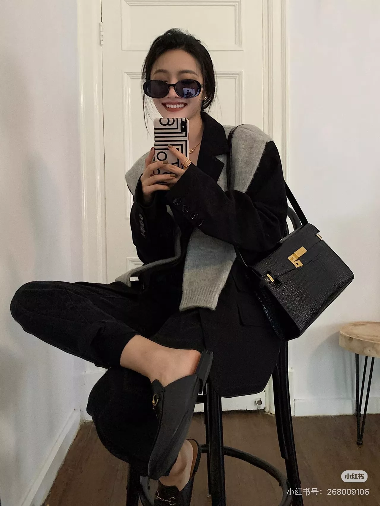 입생로랑 맨하탄 라인 원숄더 백 상세 이미지 18