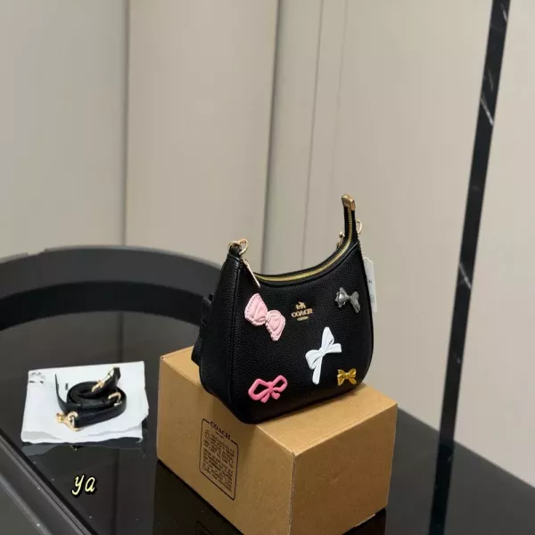 코치 테리 리본 포인트 숄더백