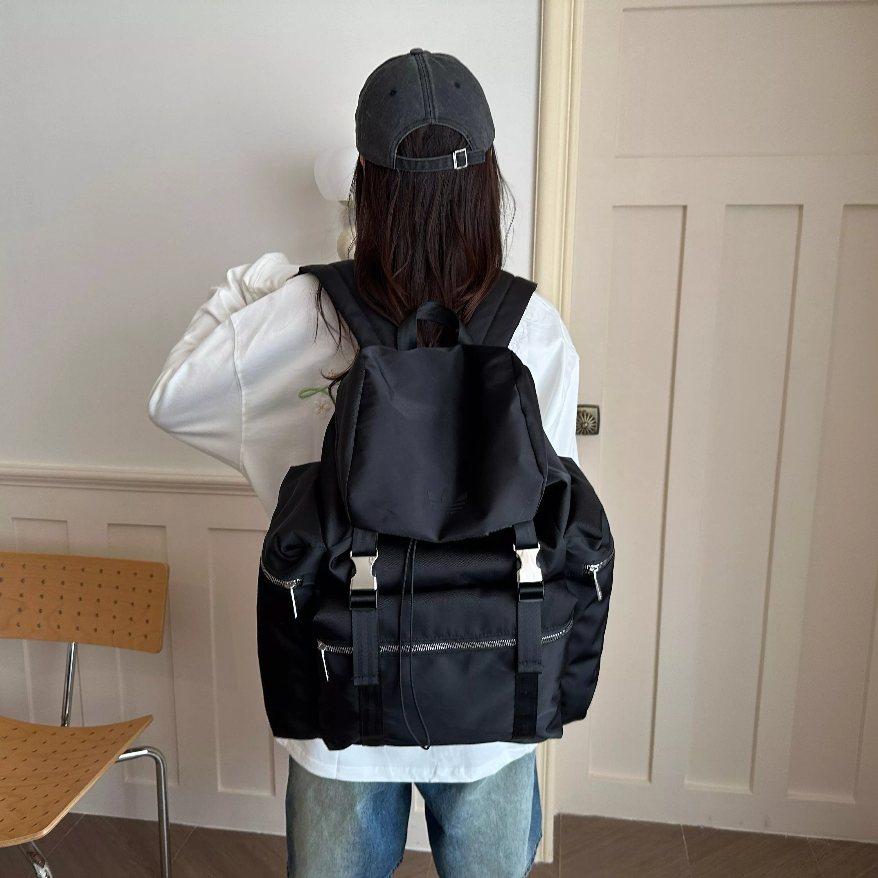 아디다스 오리지널 로고 포인트 데일리 백 상세 이미지 7