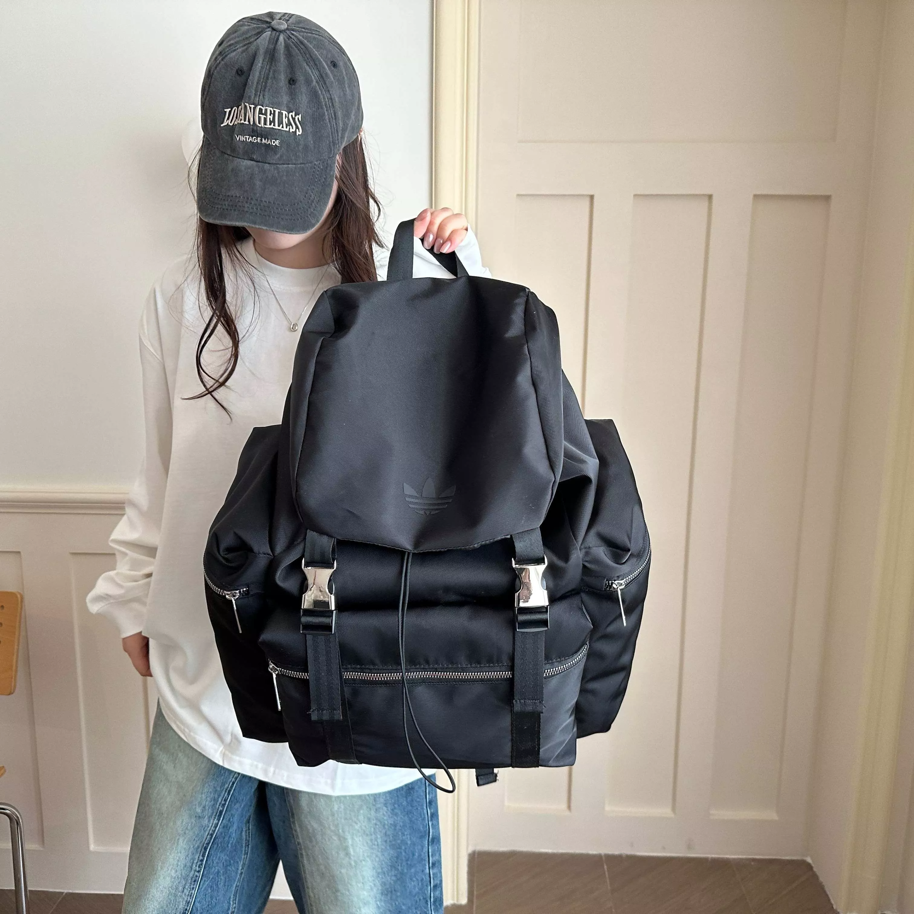 아디다스 오리지널 로고 포인트 데일리 백 상세 이미지 8