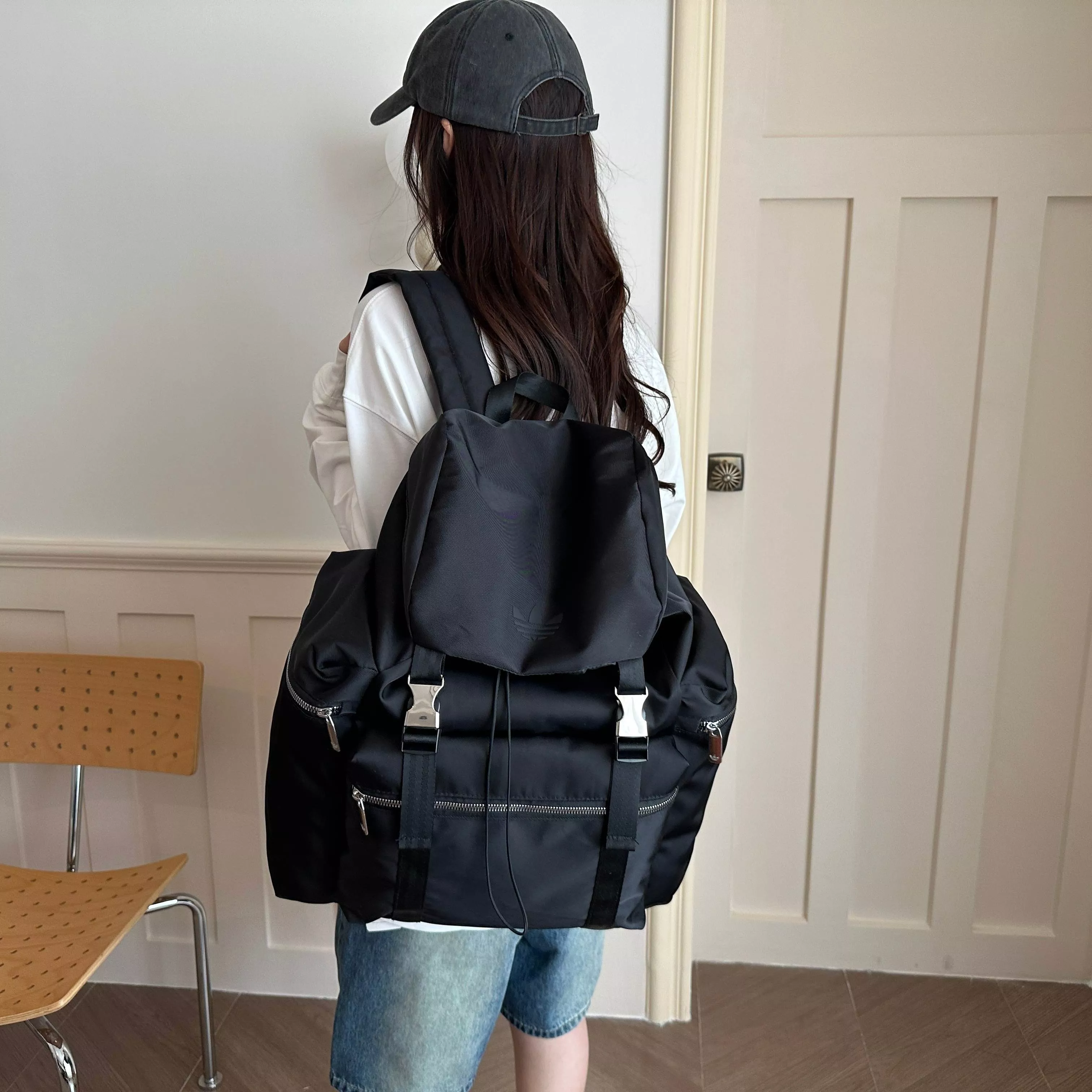 아디다스 오리지널 로고 포인트 데일리 백 상세 이미지 5
